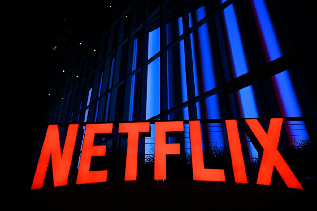 Netflix anuncia acordo definitivo para adquirir a Warner Bros., incluindo seus estúdios de cinem...