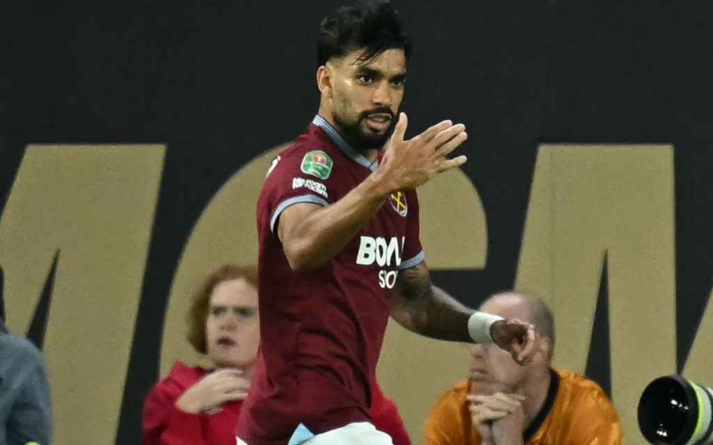lucas-paqueta-comemora-gol-marcado-pelo-west-ham-sobre-o-wolverhampton-na-copa-da-liga-inglesa-foto-paul-ellis-afp-1024x640-1